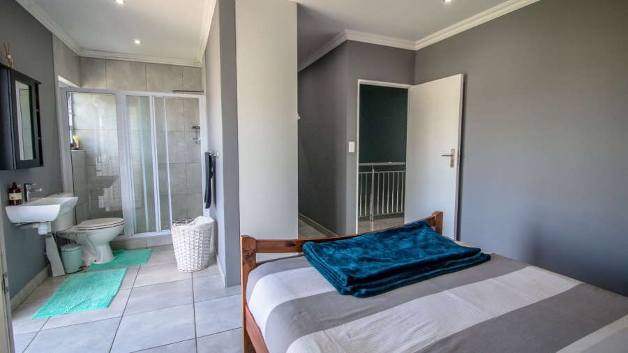 3 Bedroom Property for Sale in Nahoon Valley Park Eastern Cape